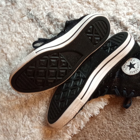 Converse Black and White High-Top Sneakers 10 Leather Upper - Picture 4 of 14